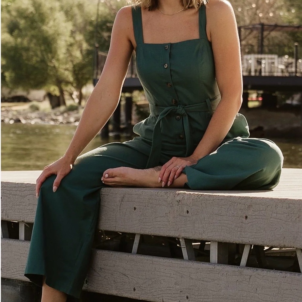 Baltic Born Sleeveless Button-Front Wide-Leg Jumpsuit in Green